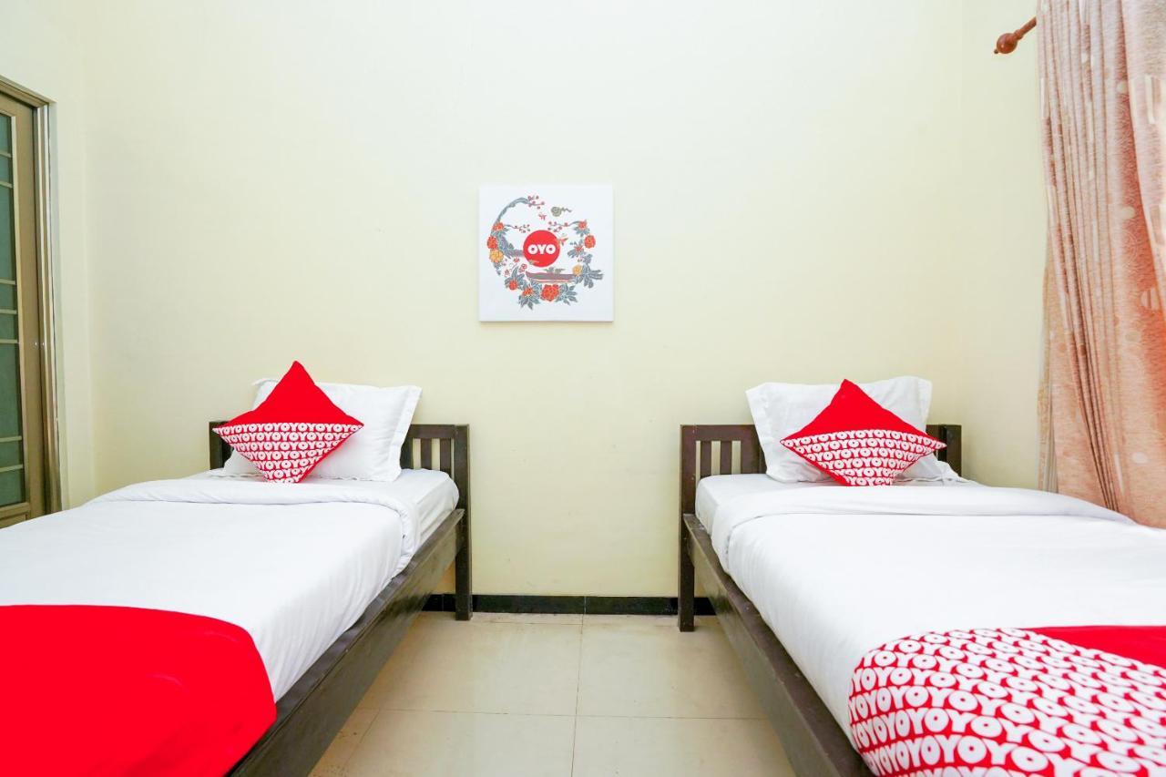 Oyo 1087 Homestay Potato House Bromo Exterior photo