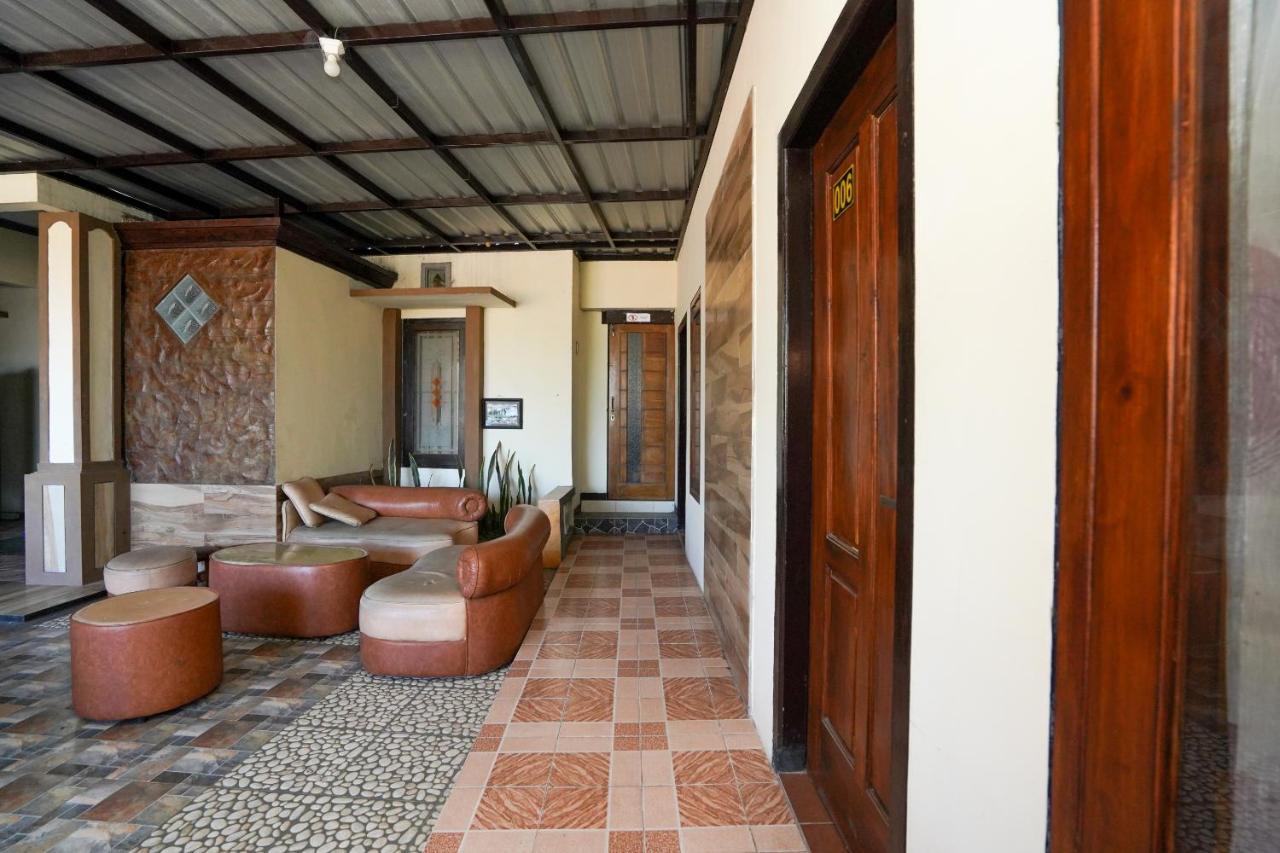 Oyo 1087 Homestay Potato House Bromo Exterior photo